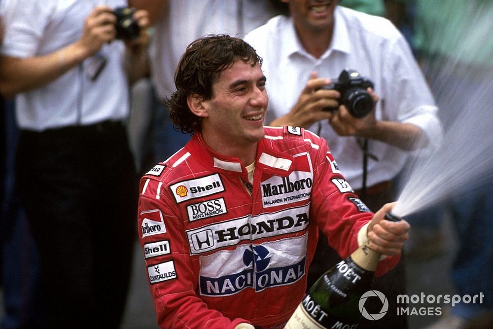 Podium: ganador, Ayrton Senna, McLaren