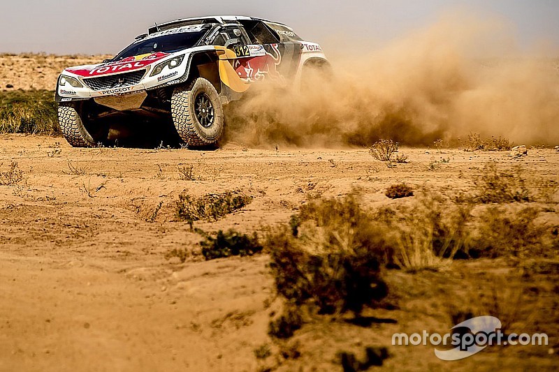 Loeb arrasa en la segunda etapa del Rally de Marruecos