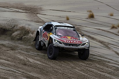 Loeb is “ready to win” Dakar, says Peterhansel