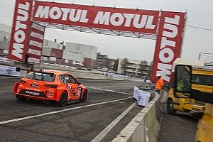 Motor Show, Seat Leon Cup: Bettera sbatte, tutto facile per Giacon
