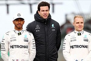 Mercedes revisa su reglamento interno tras el caos de Abu Dhabi