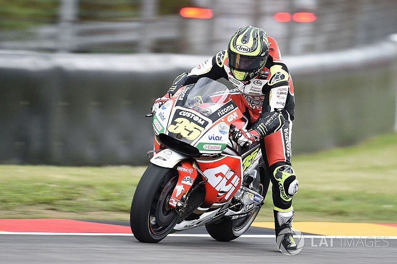 Crutchlow ingin membuat motor Honda lebih bersahabat