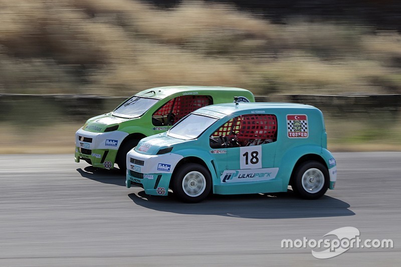V1 Challenge sezonu İzmir'de başladı