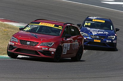 Giacomo Altoè centra il bis al Mugello dopo un bel duello con Zucchi