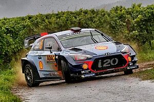 Hyundai porta in Spagna una i20 evoluta per aiutare Neuville