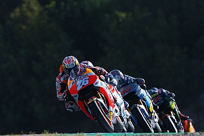 Pedrosa vence a Márquez en el duelo por la pole en Jerez
