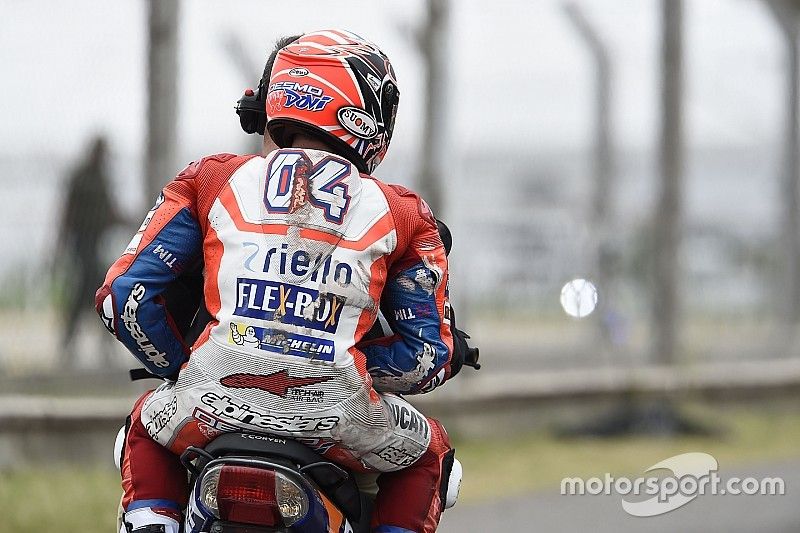 Dovizioso: "La caduta mi ha fatto girare le p... Petrucci ha esagerato!"