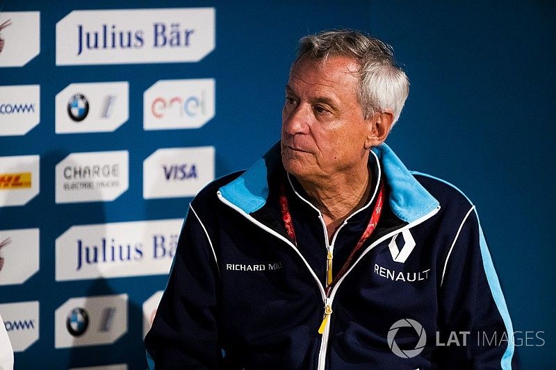 Parola di Driot: “La Renault deve tornare a vincere...”