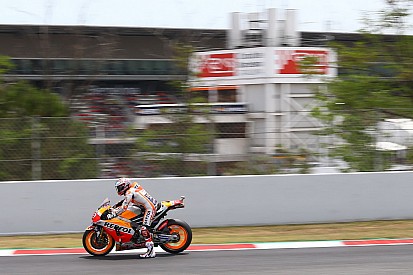 La lluvia frena a Michelin y MotoGP