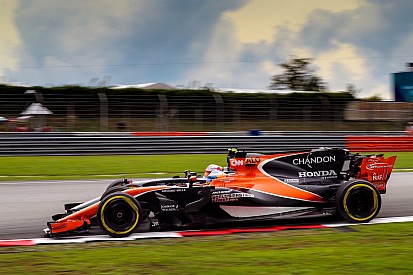 Villeneuve: Magnussen ve genç pilotlar F1'i bilgisayar oyunu sanıyor