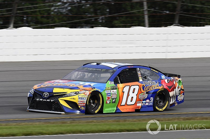 NASCAR in Pocono: Kyle Busch holt Pole-Position kurz vor Rennstart