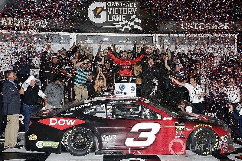 Mit Earnhardt-Move: Austin Dillon gewinnt wildes Daytona 500