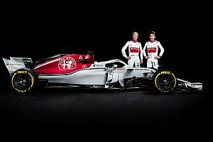 Compare os carros da Sauber de 2017 e 2018