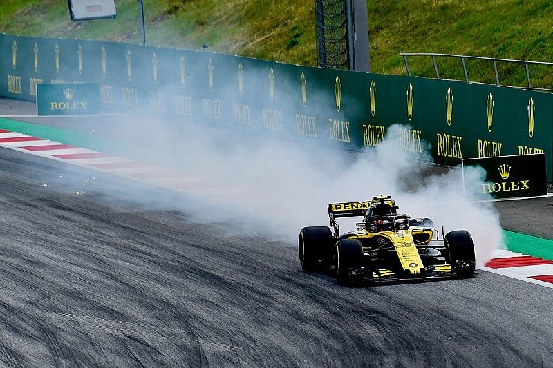 Sainz resta importancia al incidente de Vettel