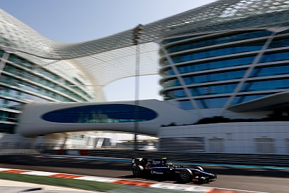 Test Abu Dhabi, Giorno 2: Arjun Maini stupisce e conquista il miglior tempo