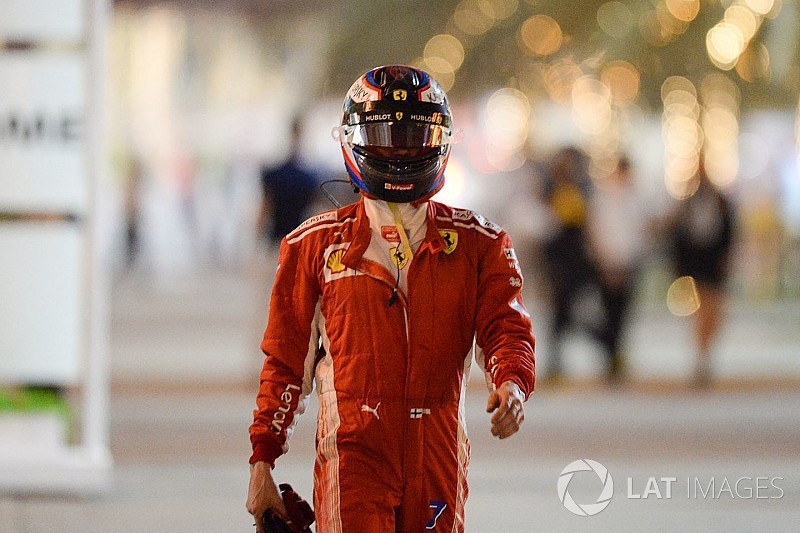 Raikkonen se escapa de la penalización en Bahrein