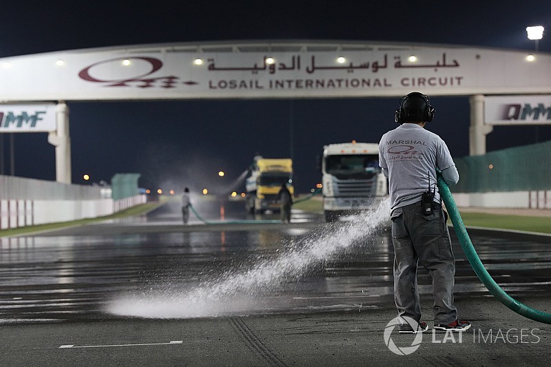 Los pilotos de MotoGP dan el visto bueno a correr en Qatar con agua