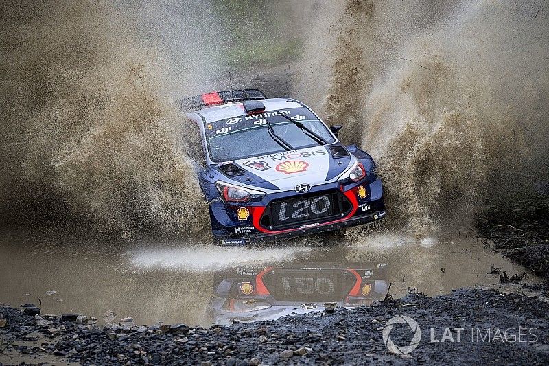 Neuville completó la victoria en el Rally de Australia 2017 ayudado por la lluvia