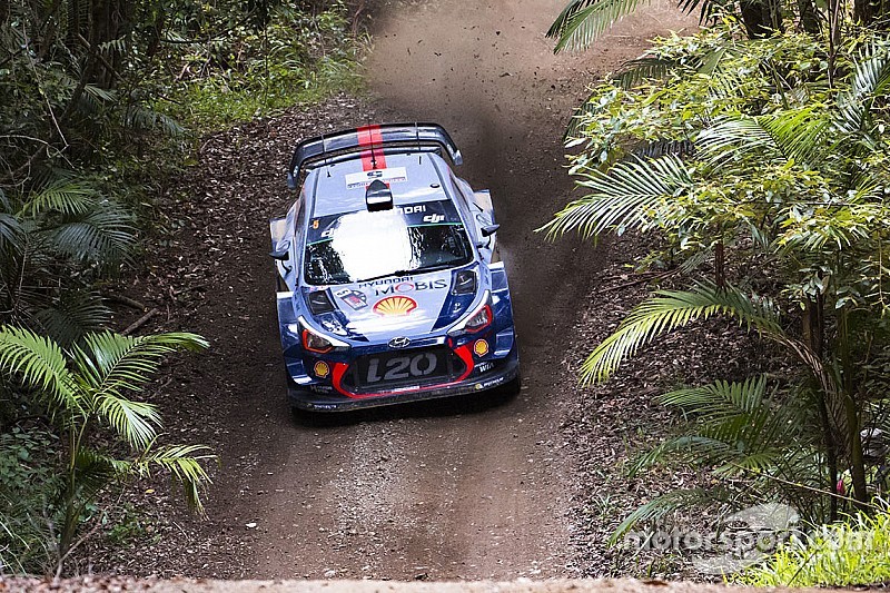 In Australia vince Thierry Neuville, Latvala va a sbattere nel finale