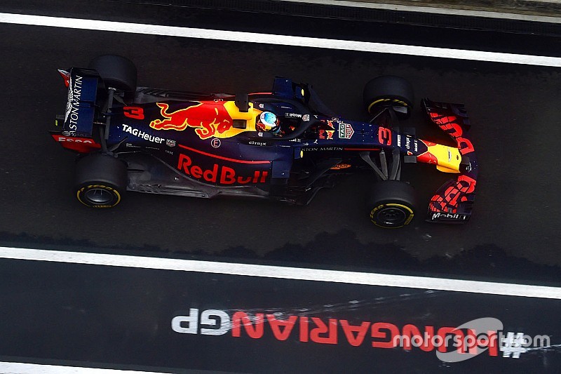 A Mercedes a Lotust, a Red Bull a Mercedest érte be