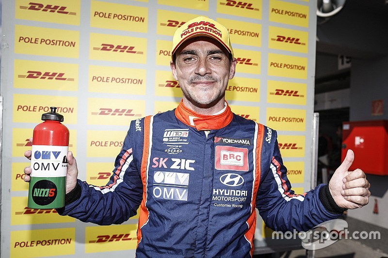 Slovakia WTCR: Michelisz claims pole for Sunday's race
