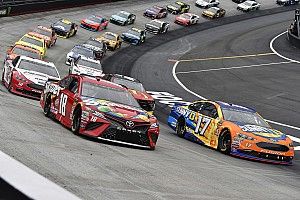 Pioggia a Bristol: rinviata a lunedì la gara della NASCAR Cup