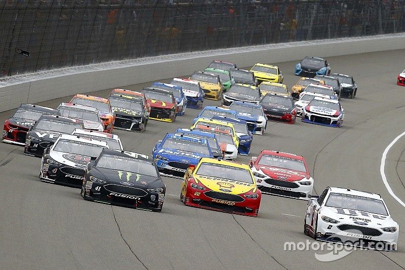 NASCAR prohíbe a todos sus integrantes apostar durante las competencias
