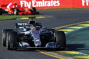 Mercedes culpa a un "problema de software" por la derrota en Australia