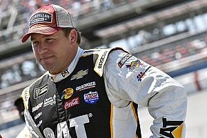 Ryan Newman tops Chase Elliott in final Darlington practice
