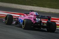 Pérez sufrió con los neumáticos en la calificación en España 