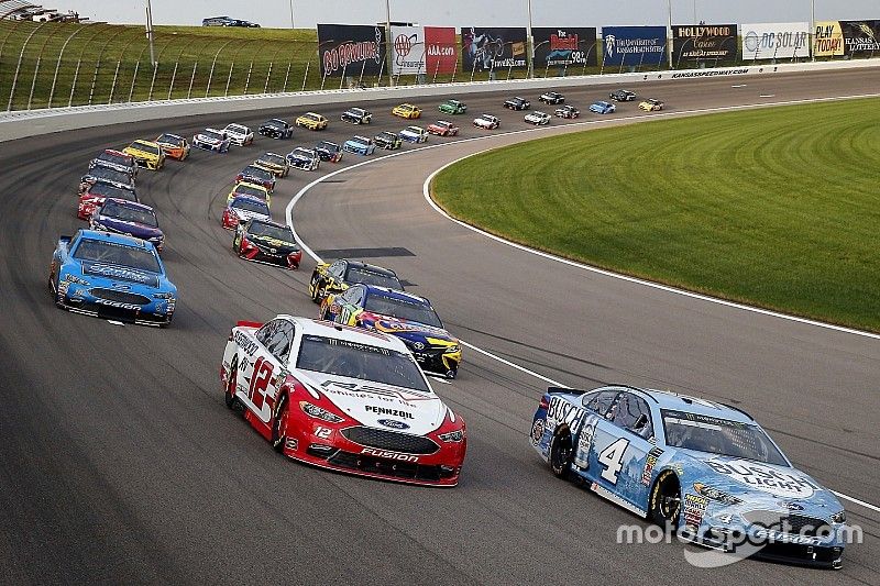 BetDSI odds: NASCAR at Kansas Speedway
