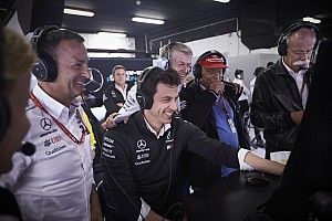 Mercedes dice que el cambio de Pirelli no influyó en el GP de España