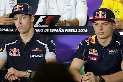 Relembre dança das cadeiras da Red Bull