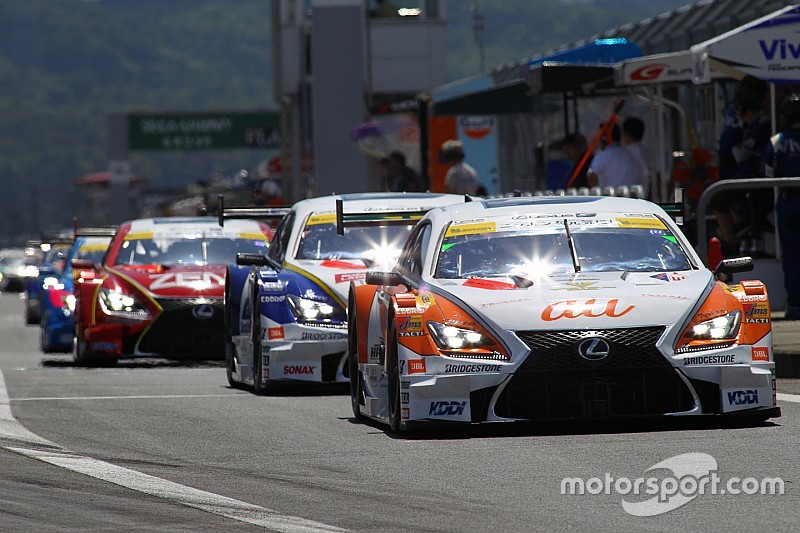 【スーパーGT】富士テストはパドックフリー。マシンが間近に!