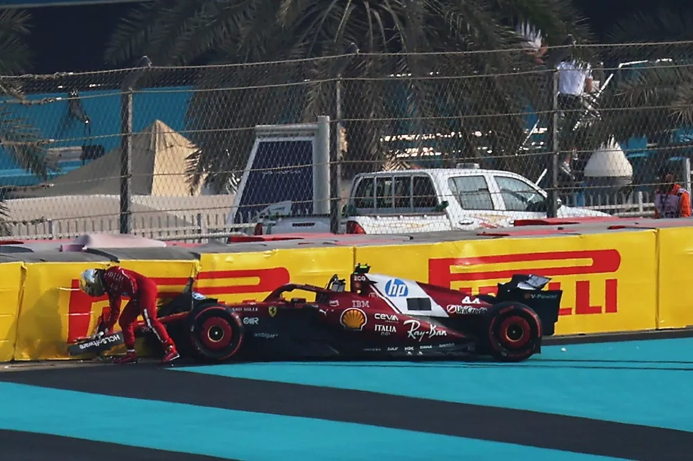 7度のF1王者が3戦連続のQ1敗退。ハミルトンから「ただただ怒りが