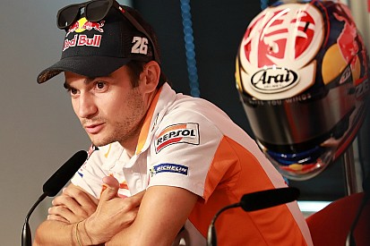 Video: Pedrosa openhartig in interview met zichzelf