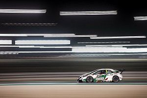 Michelisz lidera la primera práctica en Qatar