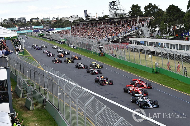 Vettel 2 éve nyert Ausztráliában, és úgy tűnt, bajnok lehet a 2018-as Ferrarival