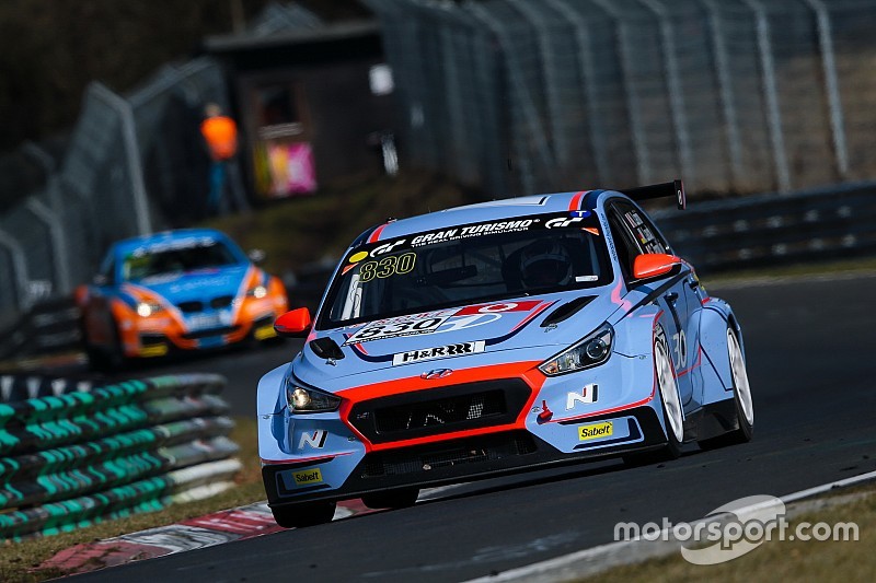 Grande rincorsa alla Hyundai per la 24h del Nürburgring
