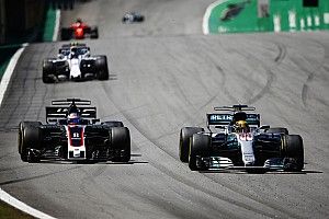 Hamilton 'Piloto del día' tras su remontada en interlagos