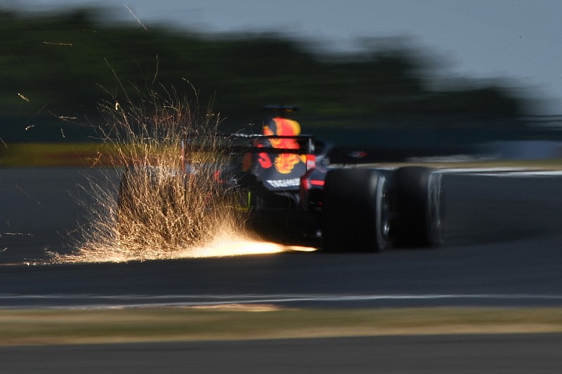 Le Red Bull soffrono e a Ricciardo si rompe il DRS: "In gara vedremo di rifarci"