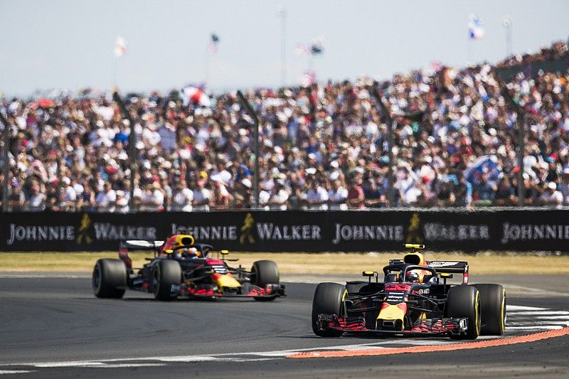Ricciardo admite que Red Bull no está en la dirección correcta