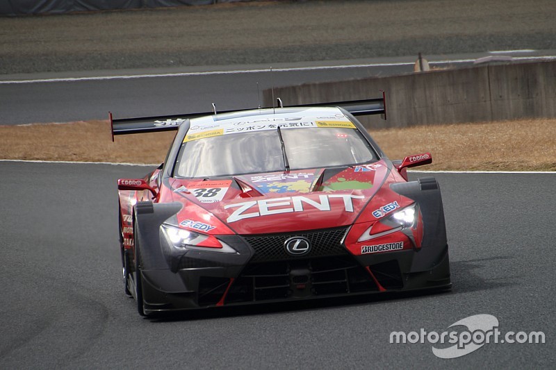 岡山でメーカーテストがスタート。初日はレクサス勢が速さを見せる