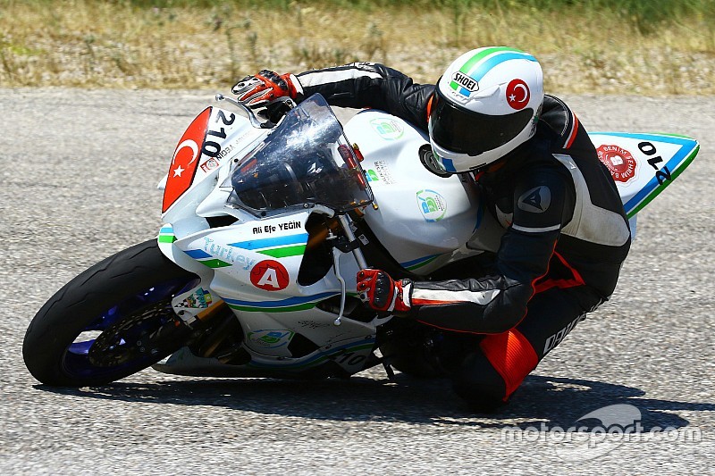 Ali Efe Yeğin Superstock 1000'de yarışacak!