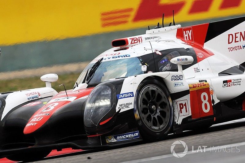 #8 Toyota Gazoo Racing Toyota TS050-Hybrid: Sébastien Buemi, Anthony Davidson, Kazuki Nakajima