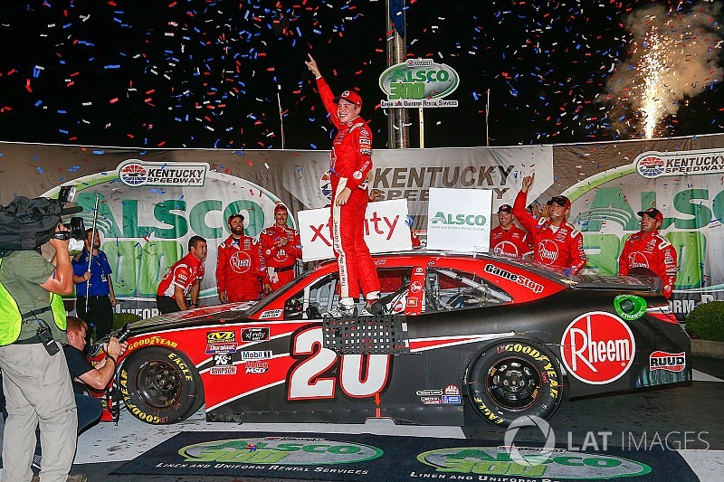 Christopher Bell fends off Hemric for Xfinity Series win at Kentucky