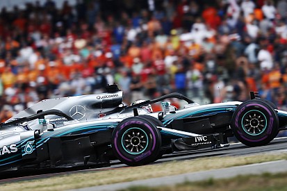 Bottas insists he's not in "support role" for Hamilton