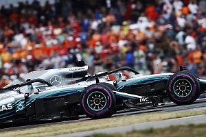 Главные моменты сезона Ф1 в фотографиях: Mercedes