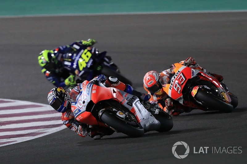 Qatar Motogp Dovizioso Beats Marquez To Win By 0 027s