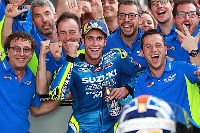 Rins califica su primer podio como "increíble"